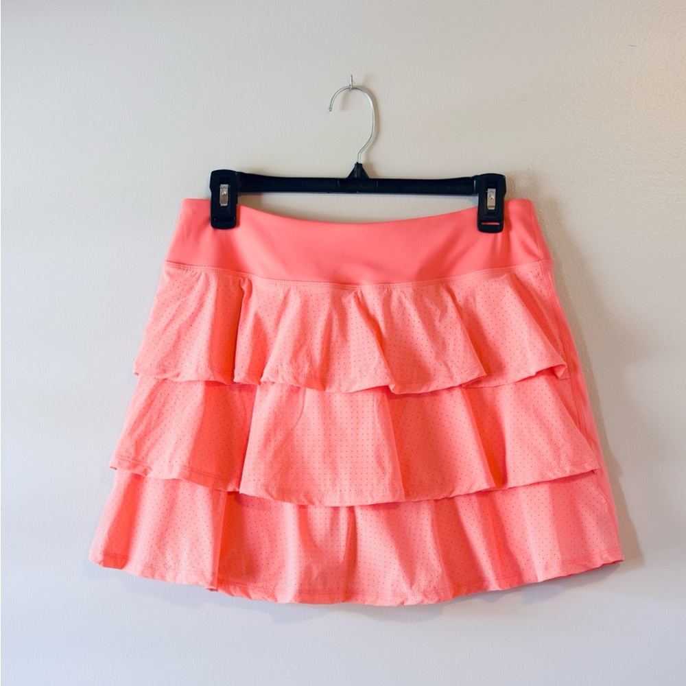 Mono B Micro-Perforated Ruffled Back Skort - Picture 7 of 12
